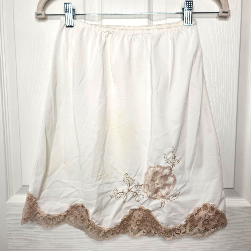 Vintage Radcliffe Nylon Half Slip Mini Ivory White Cream Lace Floral Size Large